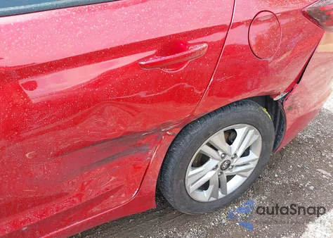 2020 Hyundai Elantra Sel z USA, uszkodzony, nr VIN 5NPD84LF7LH593705